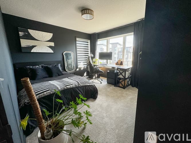 Lakeville Townhome: 5017 161st Street West