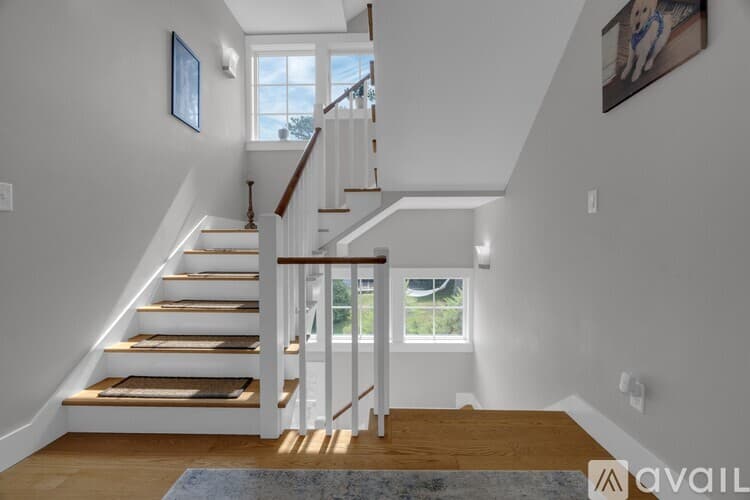 York House: 84 Bald Head Cliff Rd