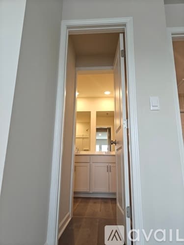 Lawrenceville House: 1921 Dosk Ave