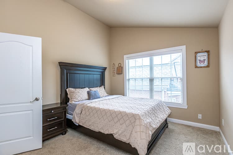 Lawrenceville House: 1921 Dosk Ave