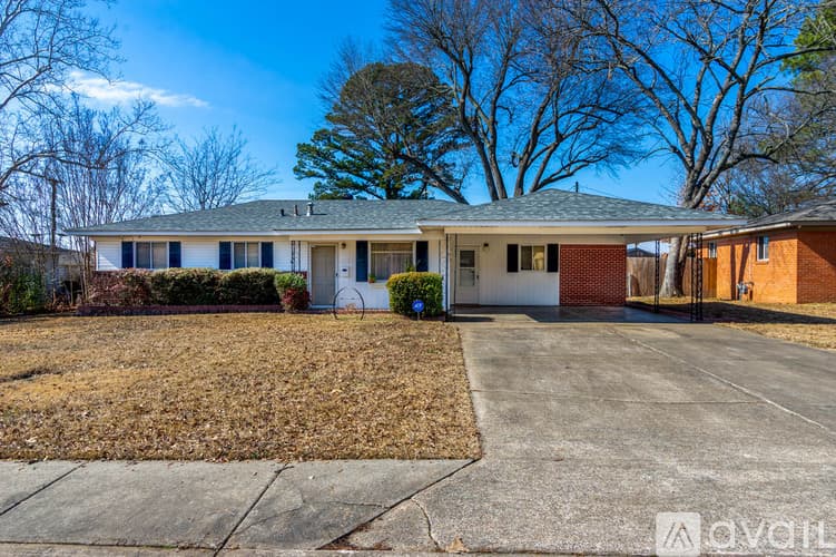 Jacksonville House: 312 Warren St