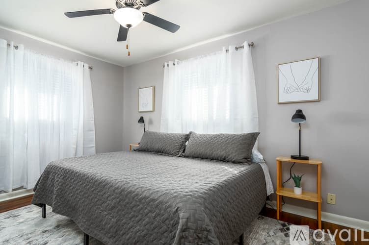 Jacksonville House: 312 Warren St