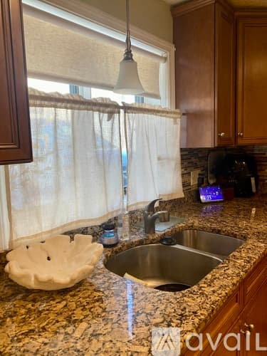 Salisbury Condo: 7 Shea St