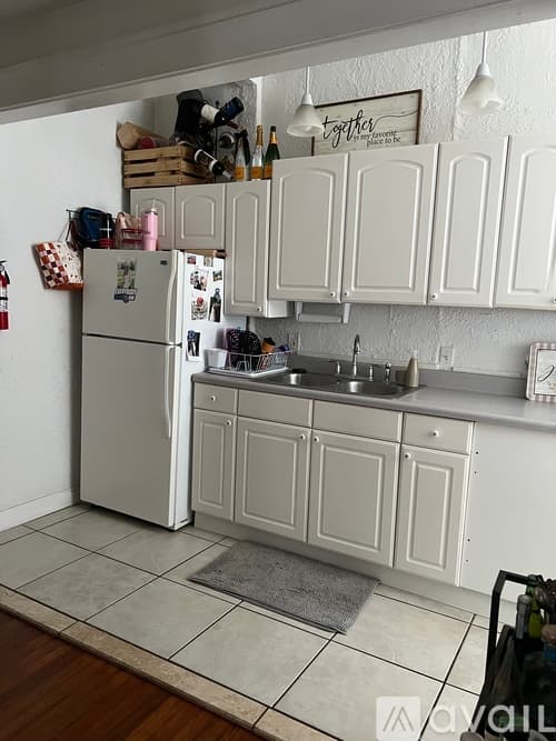 Tampa Apartment: 407 South Melville Avenue