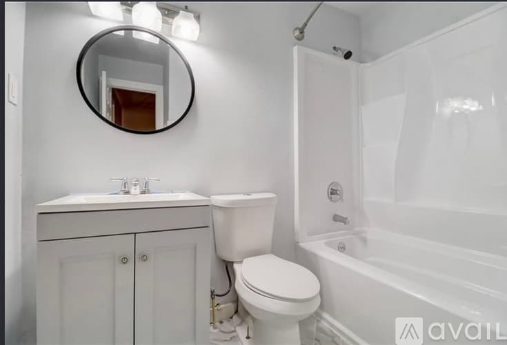 Atlanta House: 271 Childs Drive Northwest
