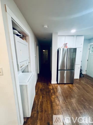Atlanta House: 271 Childs Drive Northwest