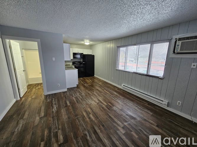 La Crosse Apartment: 514 10th St N