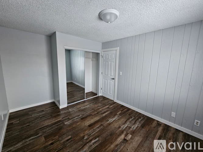 La Crosse Apartment: 514 10th St N