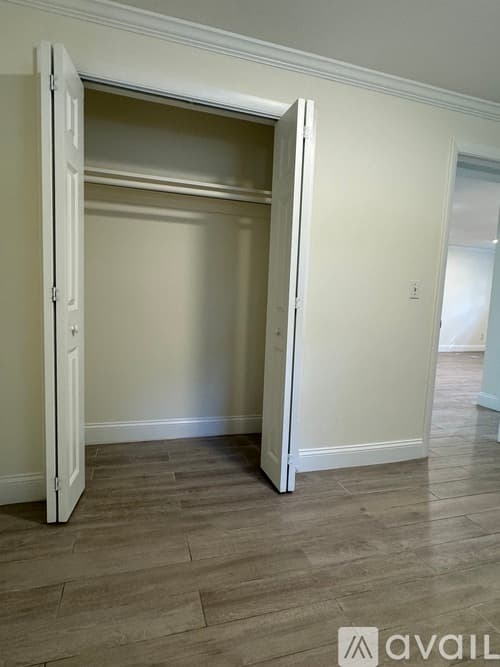 Cambridge Apartment: 269 Harvard St