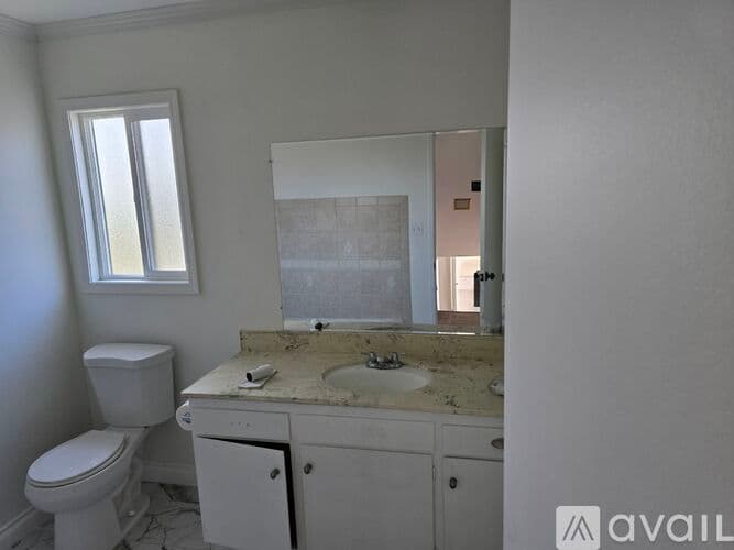 Montebello House: 724 North 1st Street