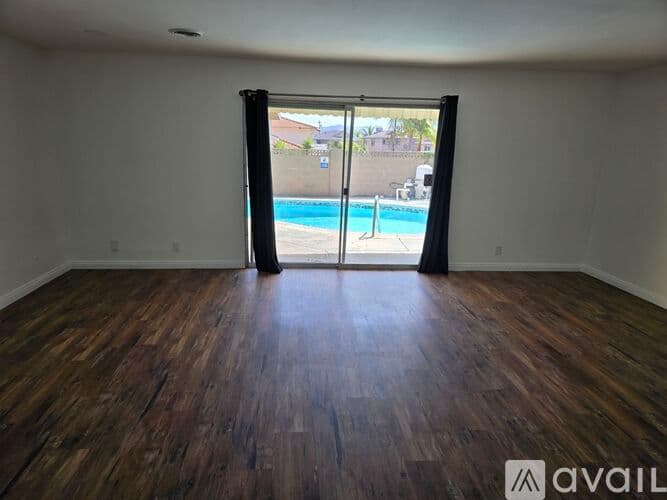 Montebello House: 724 North 1st Street