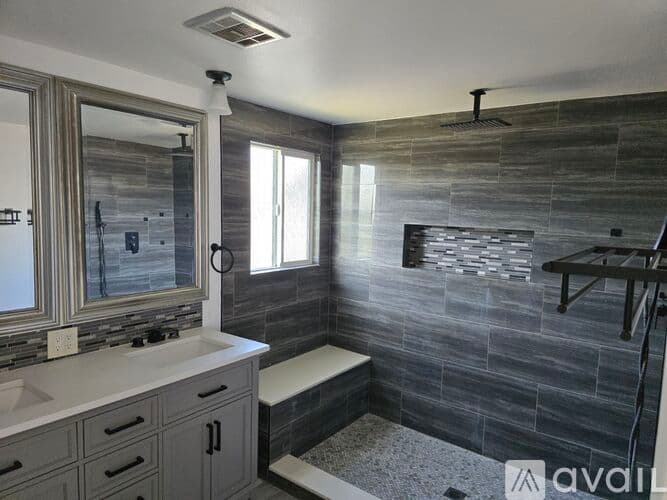 Montebello House: 724 North 1st Street