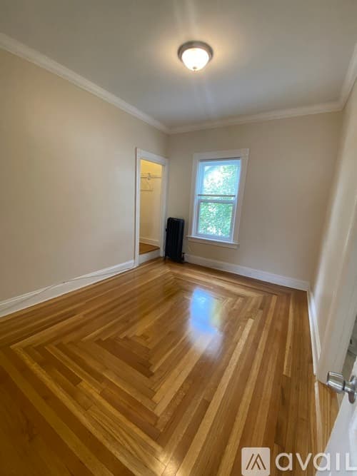 Pawtucket House: 13 Magill Street 2