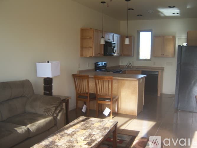 Eau Claire House: 2320 Peters Dr