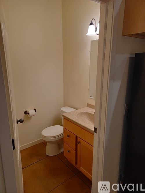 Eau Claire House: 2320 Peters Dr