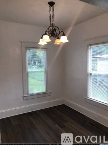 Goldsboro House: 1104 N George St