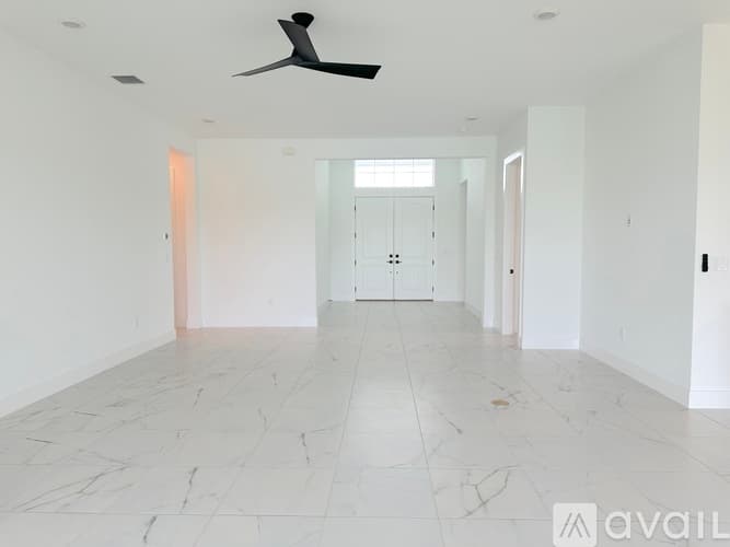 San Antonio House: 10496 Purple Thistle Way