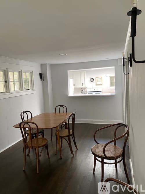 Westport House: 38 Rayfield Road