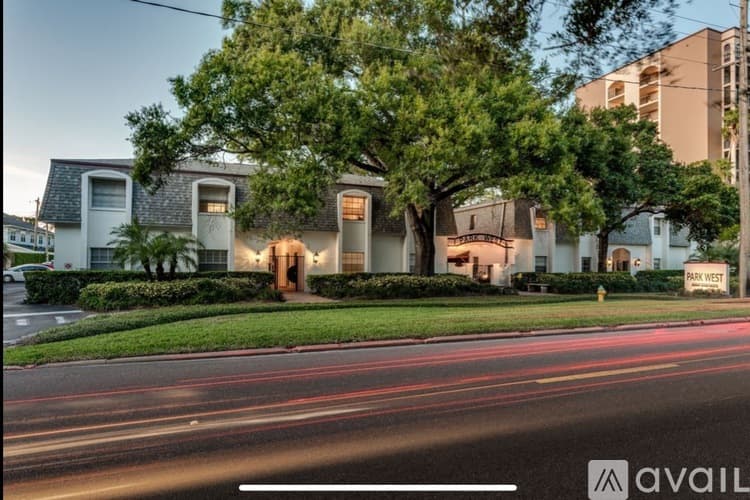 Tampa Apartment: 3215 W Swann Ave
