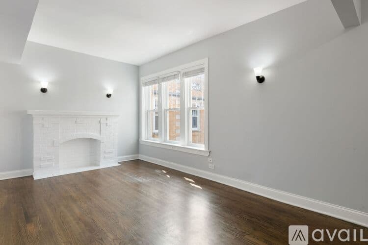 Chicago Apartment: 1106 W Glenlake Ave