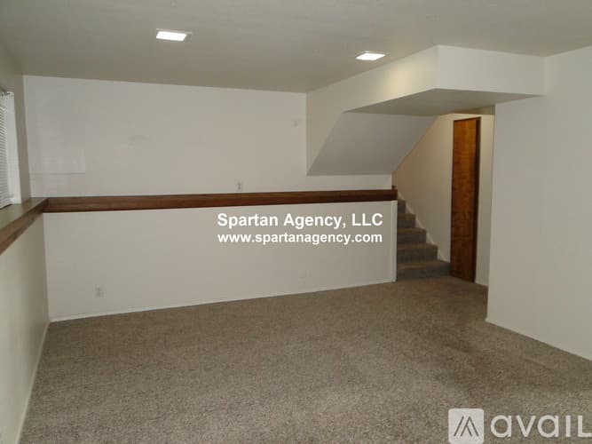 Lake Tapps House: 2613 180th Ave E