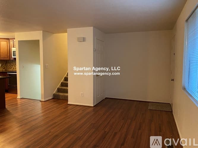 Lake Tapps House: 2613 180th Ave E