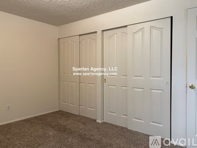 Lake Tapps House: 2613 180th Ave E