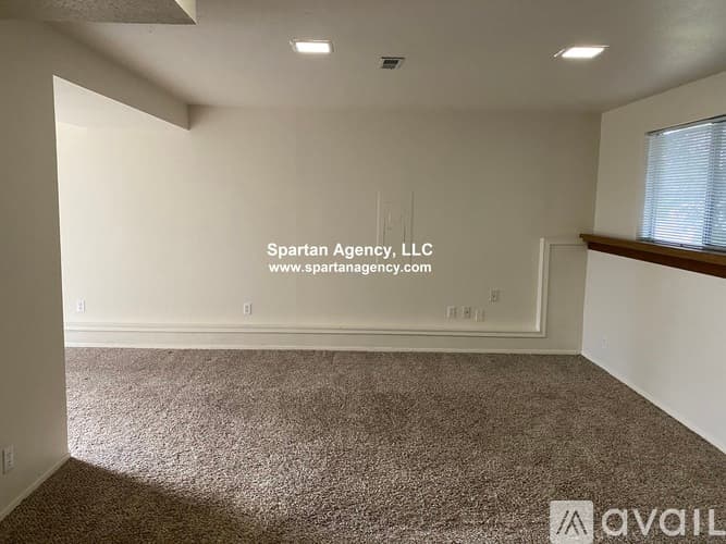 Lake Tapps House: 2613 180th Ave E