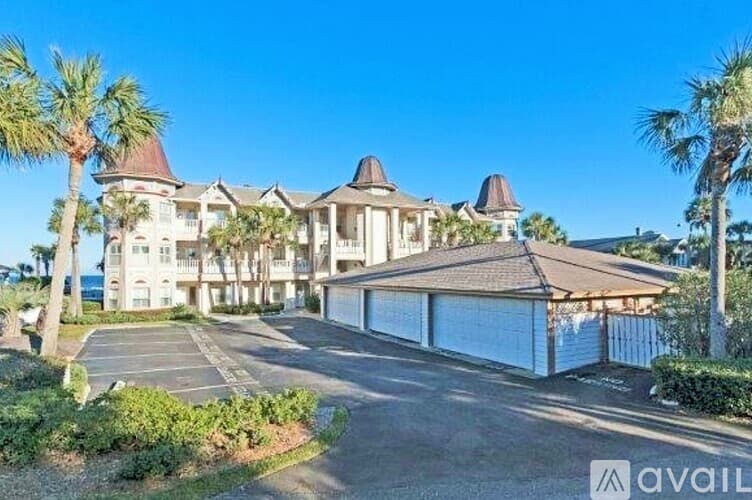 Atlantic Beach Condo: 701 Beach Avenue