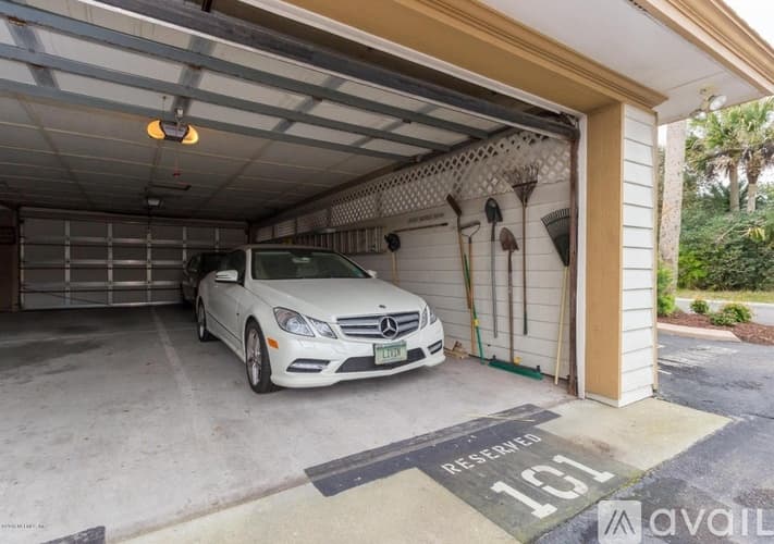 Atlantic Beach Condo: 701 Beach Avenue