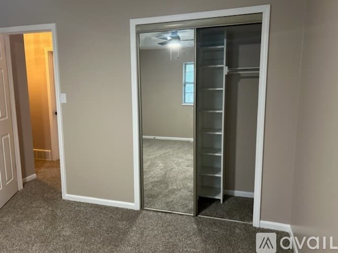 Leavenworth Townhome: Madison St