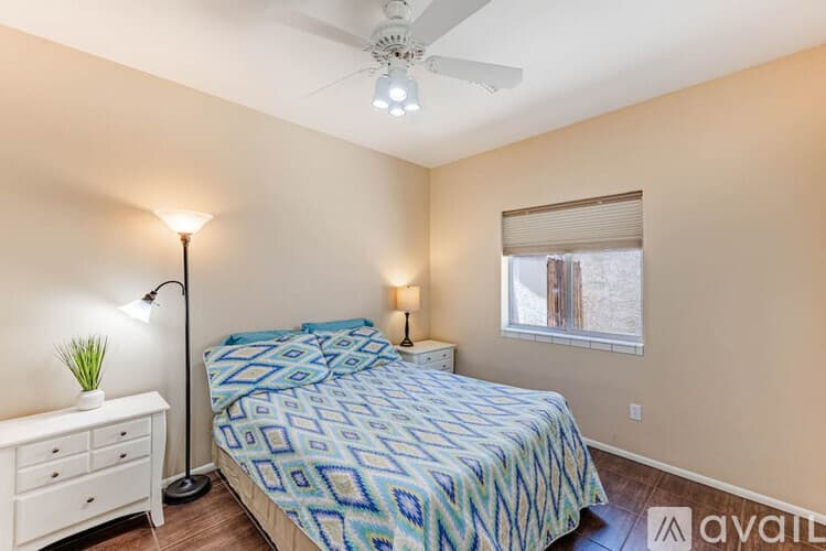 Lake Havasu City House: 833 Paso Dr
