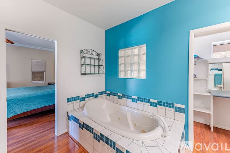 Lake Havasu City House: 833 Paso Dr