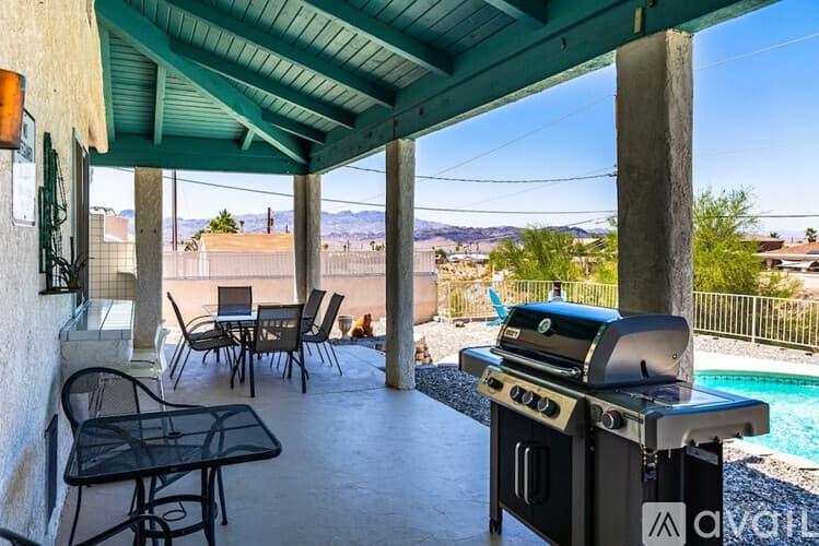 Lake Havasu City House: 833 Paso Dr