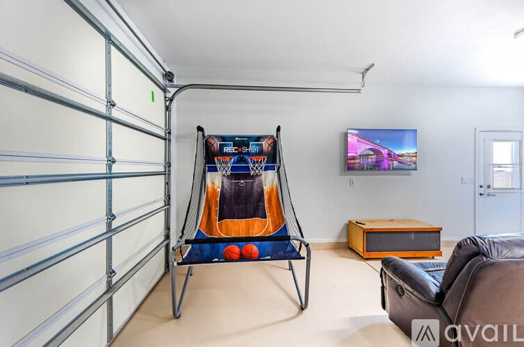 Lake Havasu City House: 833 Paso Dr
