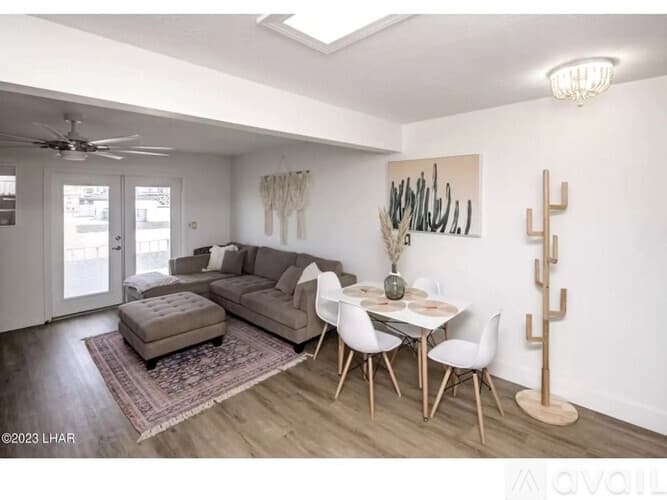 Lake Havasu City Apartment: 571 Burkemo Ln