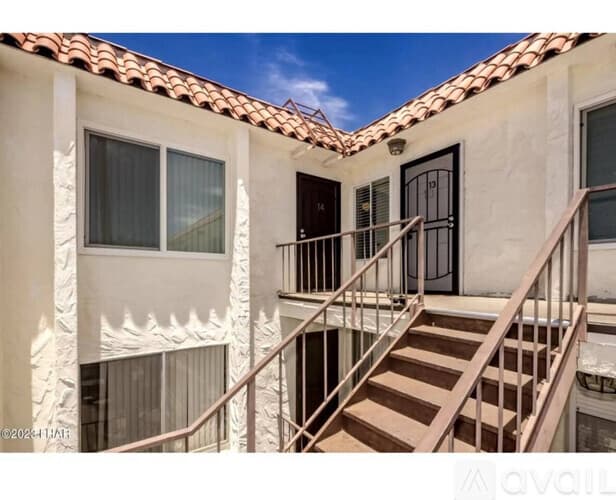 Lake Havasu City Apartment: 571 Burkemo Ln
