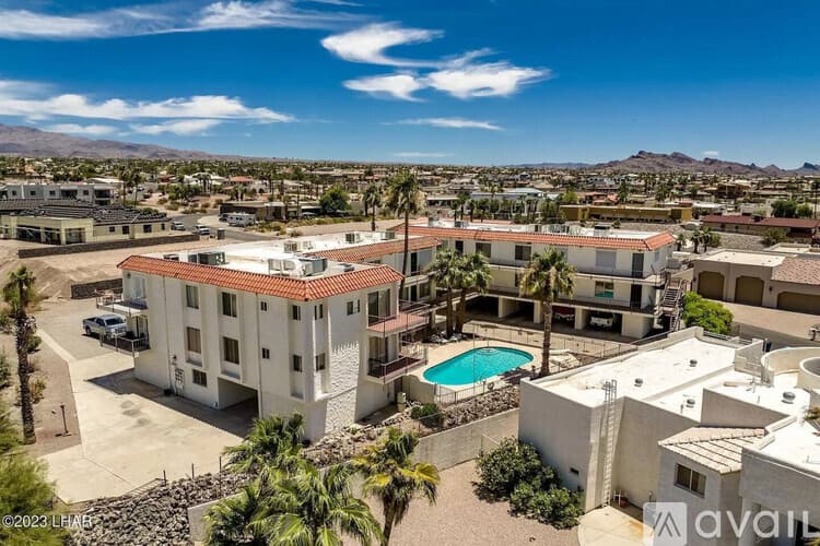 Lake Havasu City Apartment: 571 Burkemo Ln