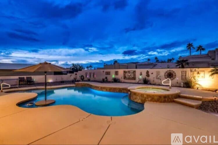 Lake Havasu City House: 2405 Jamaica Boulevard South
