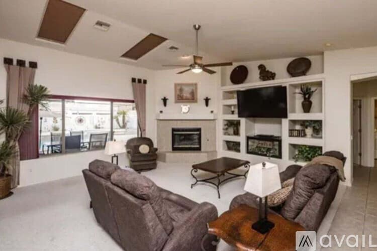 Lake Havasu City House: 2405 Jamaica Boulevard South