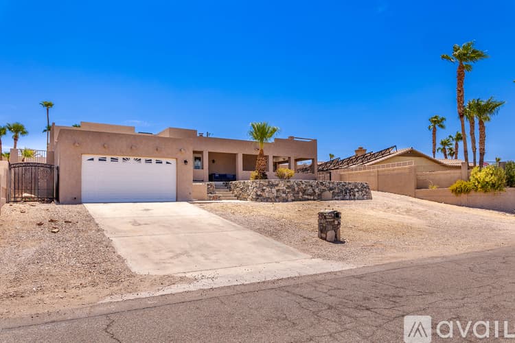 Lake Havasu City House: 2270 Souchak Drive