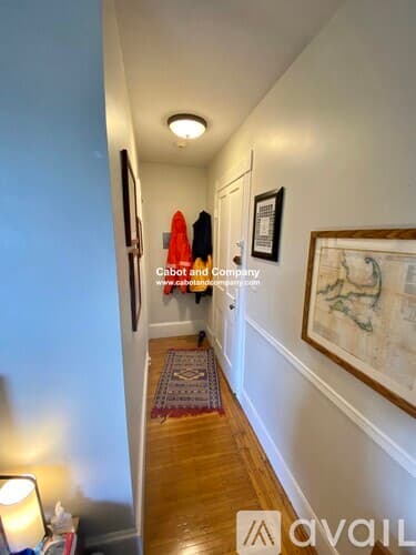 Boston Apartment: 81 Mt Vernon St