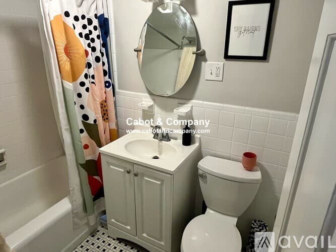 Boston Apartment: 81 Mt Vernon St