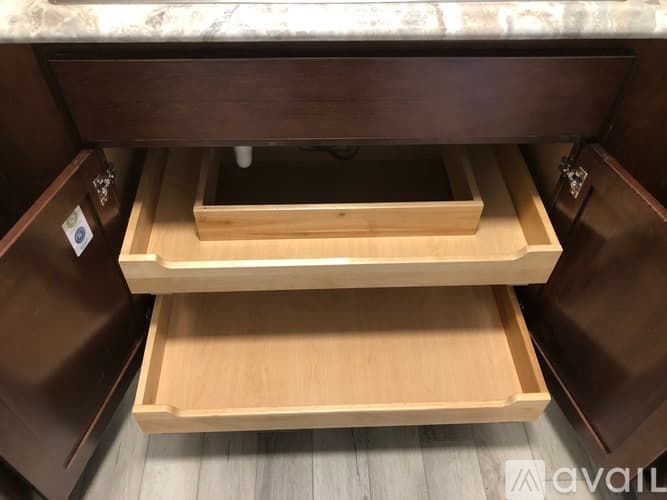 Fairfax Apartment: 22 1st St NW