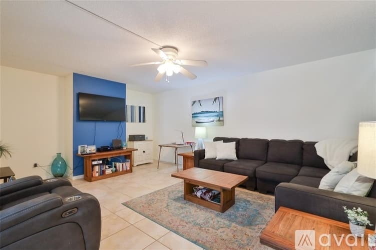 New Smyrna Beach Townhome: 4150 S Atlantic Ave