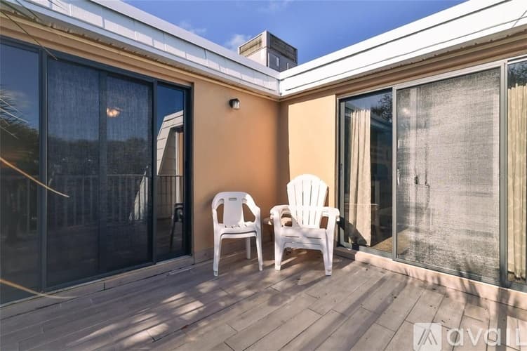 New Smyrna Beach Townhome: 4150 S Atlantic Ave