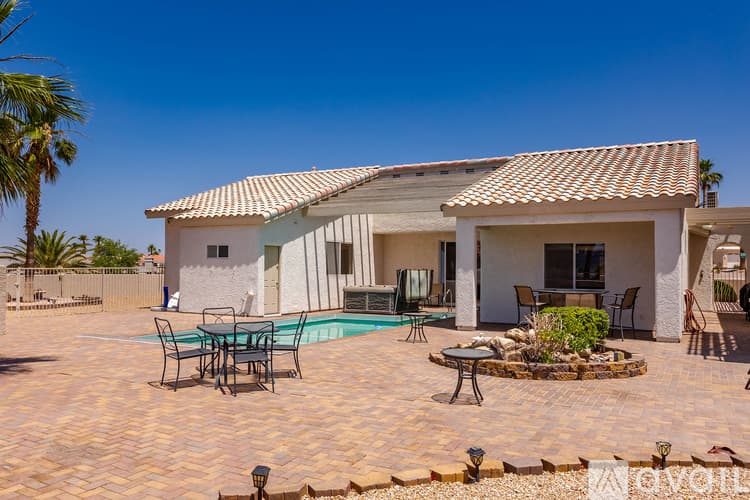 Lake Havasu City House: 1960 Mangrum Dr