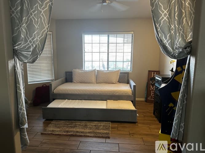 Lake Havasu City House: 911 Pueblo Dr
