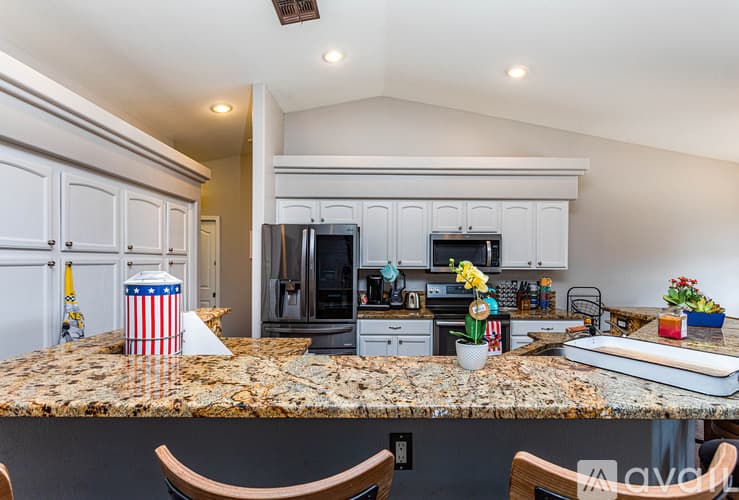 Lake Havasu City House: 911 Pueblo Dr