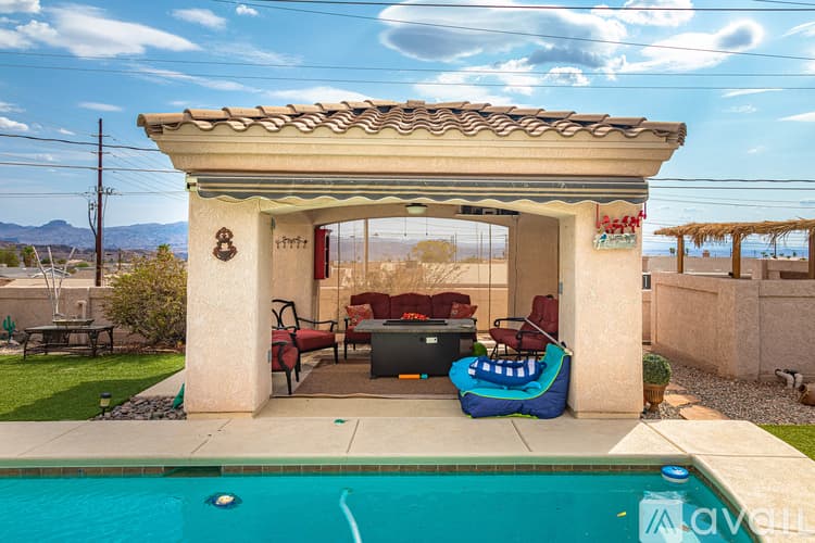 Lake Havasu City House: 911 Pueblo Dr